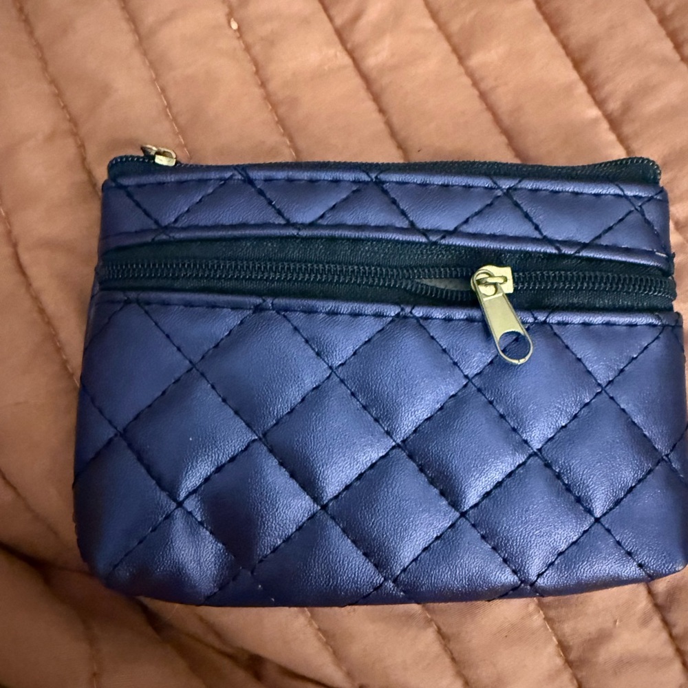 New coin purse NWOT - Picture 6 of 6